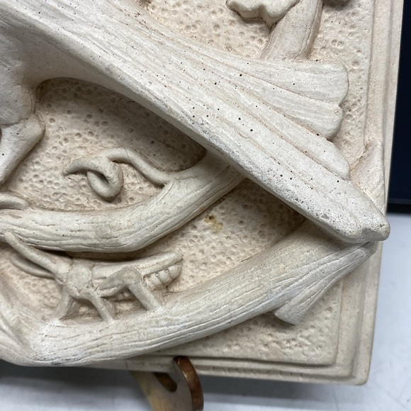 Classic Cardinal Bird Wall Plaque - Picture 6 of 12